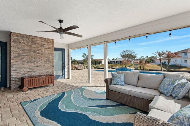 15 Colony Ct, Palm Coast, FL 32137