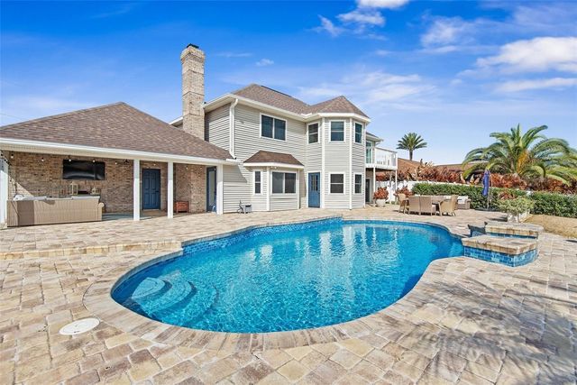 15 Colony Ct, Palm Coast, FL 32137