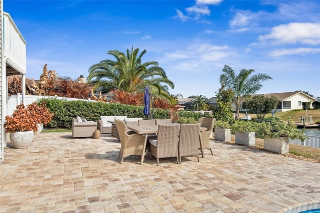 15 Colony Ct, Palm Coast, FL 32137