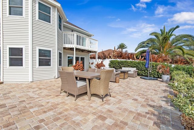 15 Colony Ct, Palm Coast, FL 32137