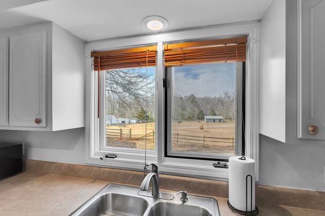 130 Graystone Drive, Moore, SC 29369