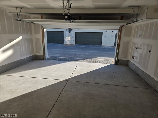 6079 Cosmos Garden Street, North Las Vegas, NV 89081