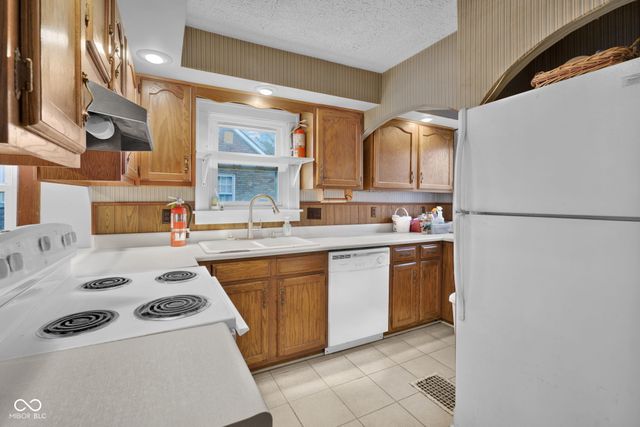 2308 Pearl Street, Columbus, IN 47201