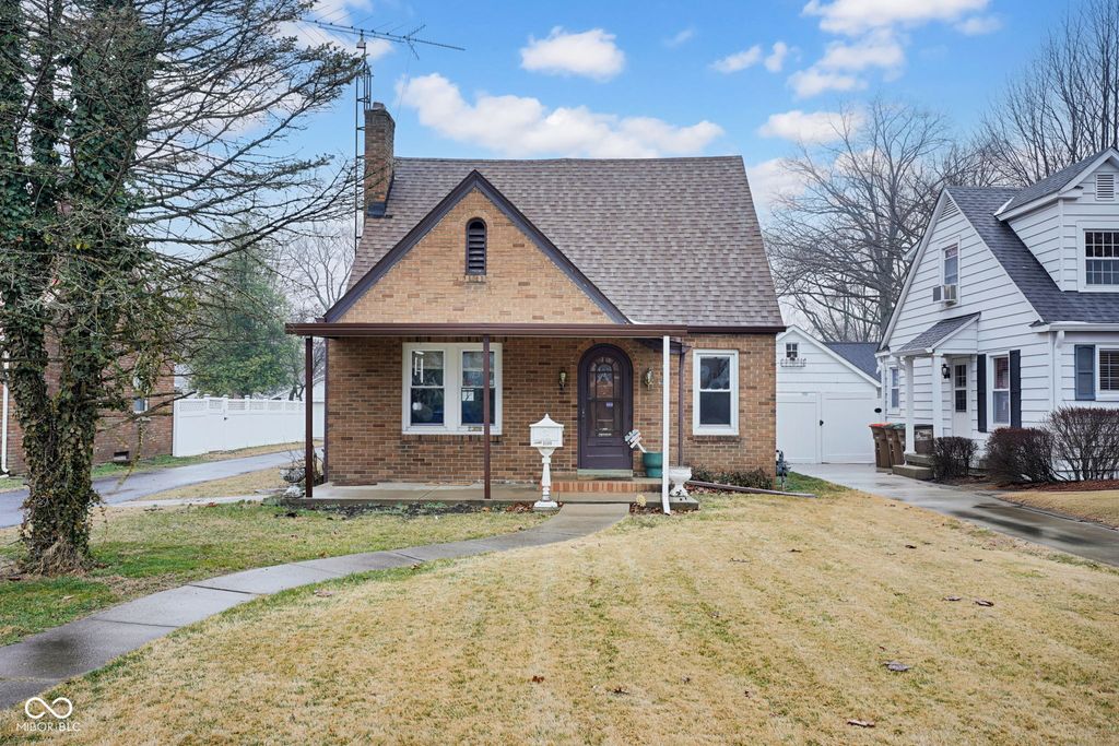 2308 Pearl Street, Columbus, IN 47201