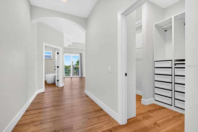 6900 BOCHI CIRCLE, Sarasota, FL 34242