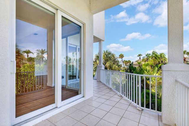 6900 BOCHI CIRCLE, Sarasota, FL 34242