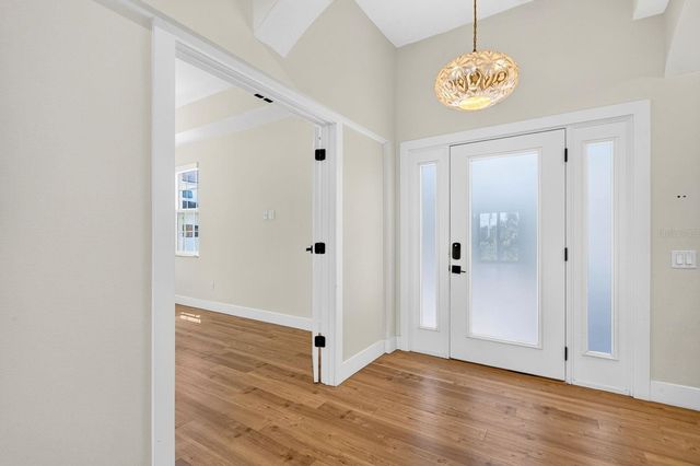 6900 BOCHI CIRCLE, Sarasota, FL 34242