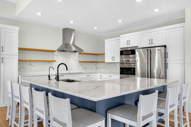 6900 BOCHI CIRCLE, Sarasota, FL 34242