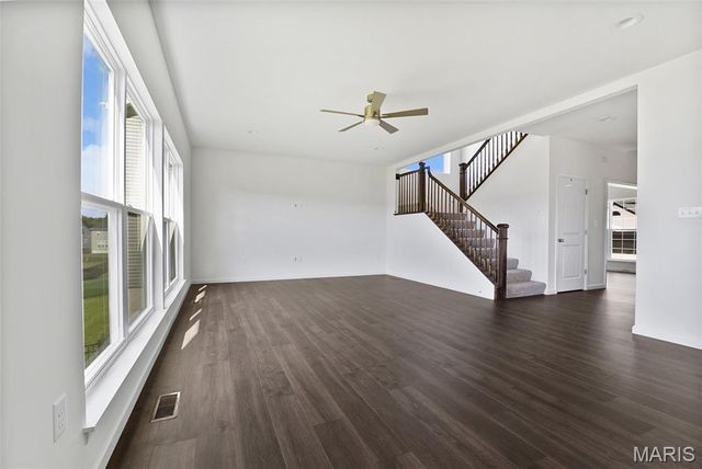 12232 Louiselle Park Drive, Maryland Heights, MO 63043