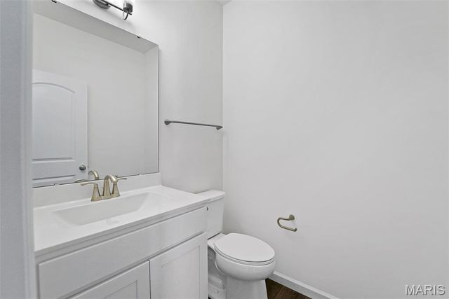 12232 Louiselle Park Drive, Maryland Heights, MO 63043