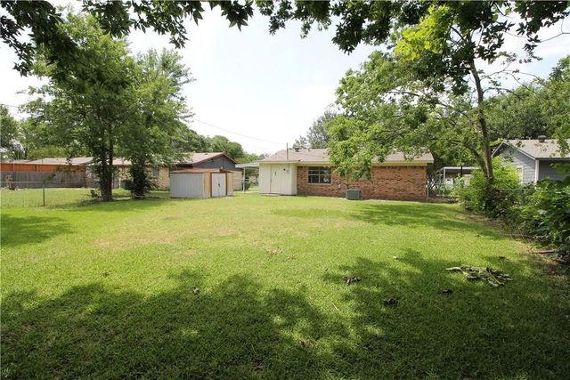 902 Lindo Drive, Mesquite, TX 75149