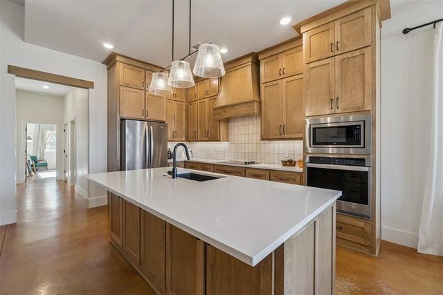 4400 W Forrest Hills Road, Guthrie, OK 73044