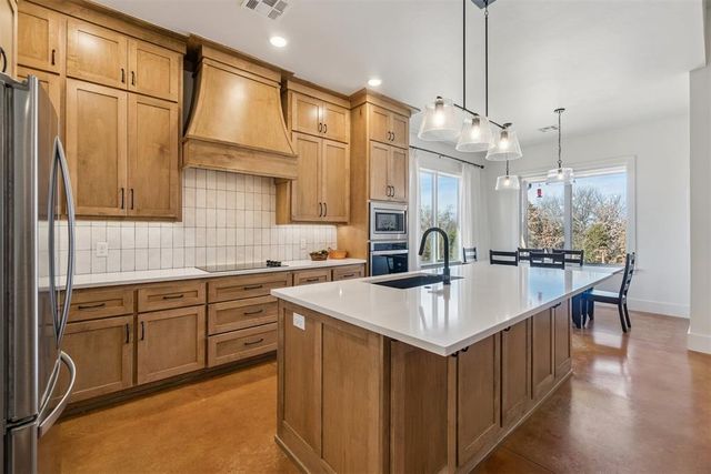 4400 W Forrest Hills Road, Guthrie, OK 73044