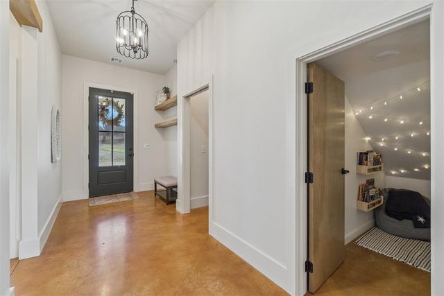 4400 W Forrest Hills Road, Guthrie, OK 73044