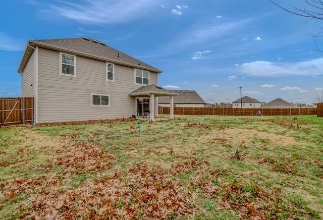 103 Rock Creek Lane, Terrell, TX 75160