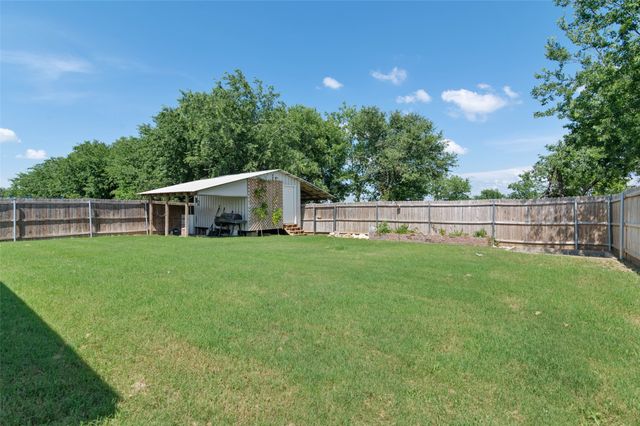 1200 First Street, Sanger, TX 76266