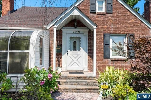 217 Riverdale Drive, Fort Lee, NJ 07024