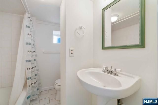 217 Riverdale Drive, Fort Lee, NJ 07024