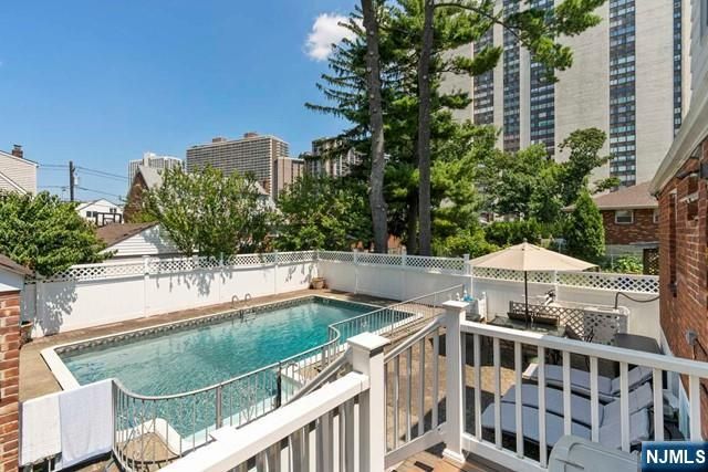 217 Riverdale Drive, Fort Lee, NJ 07024