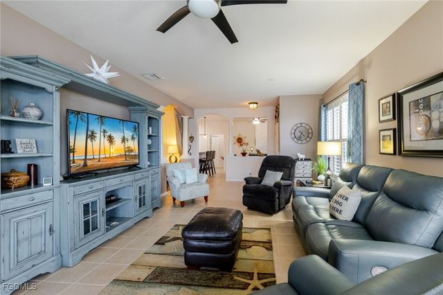 3610 Rue Alec LOOP 1, North Fort Myers, FL 33917