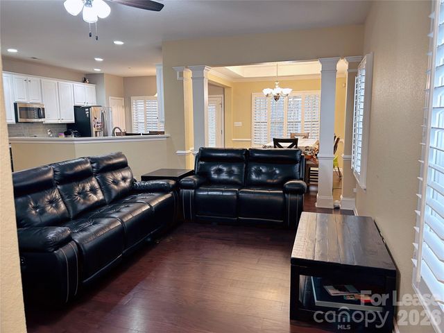 6424 Falls Lake Drive, Charlotte, NC 28270