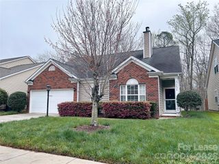 6424 Falls Lake Drive, Charlotte, NC 28270