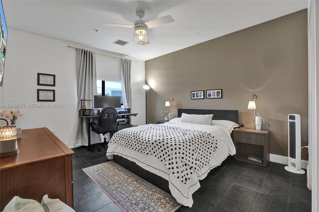 4373 NW 9th St, Plantation, FL 33317