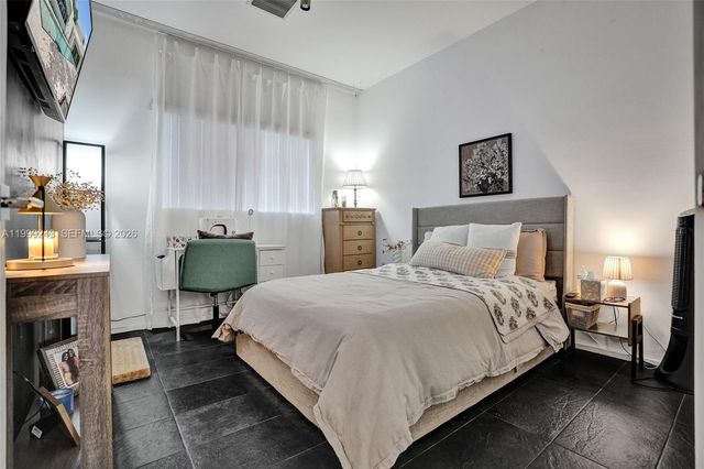 4373 NW 9th St, Plantation, FL 33317