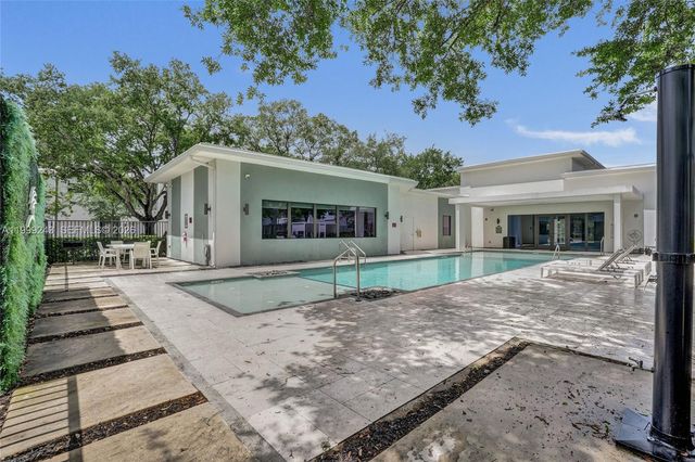 4373 NW 9th St, Plantation, FL 33317