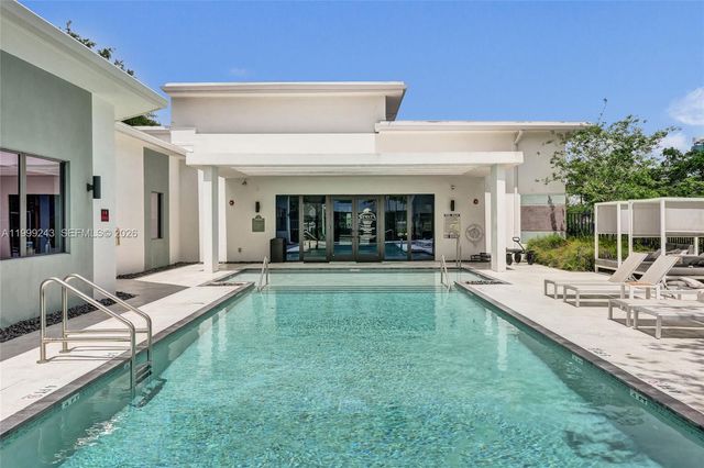 4373 NW 9th St, Plantation, FL 33317