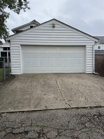 1243 Oak Street, Beloit, WI 53511