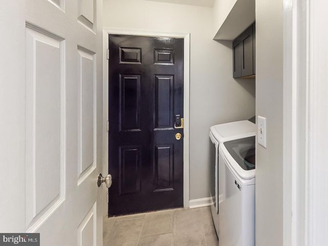 15744 BEAU RIDGE DR, Woodbridge, VA 22193