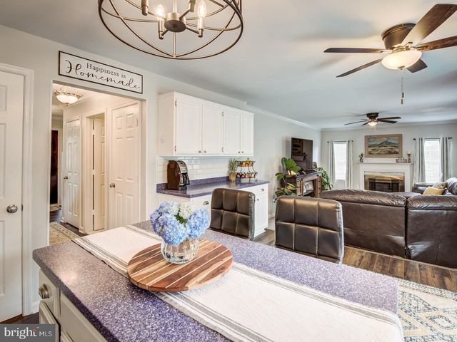 15744 BEAU RIDGE DR, Woodbridge, VA 22193