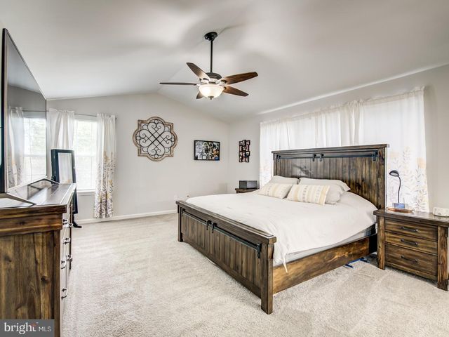 15744 BEAU RIDGE DR, Woodbridge, VA 22193