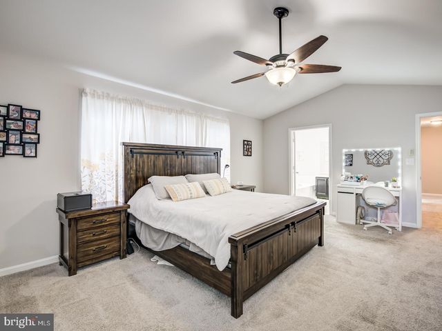 15744 BEAU RIDGE DR, Woodbridge, VA 22193