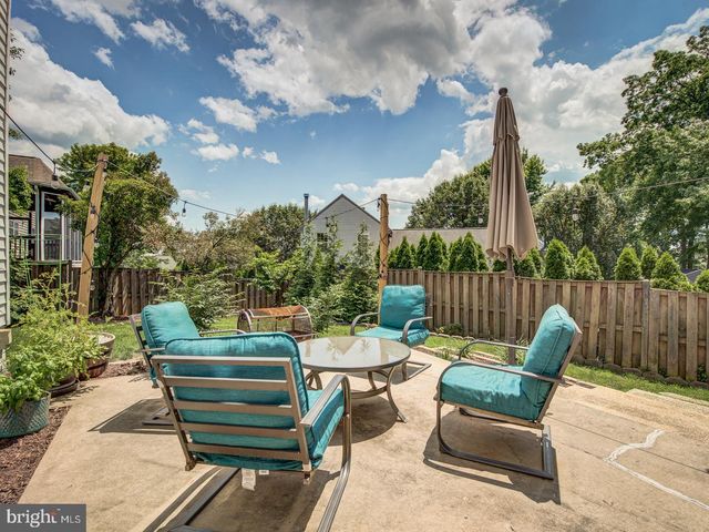15744 BEAU RIDGE DR, Woodbridge, VA 22193