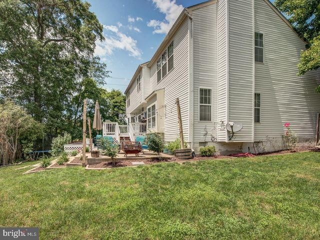 15744 BEAU RIDGE DR, Woodbridge, VA 22193