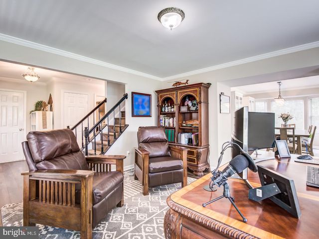 15744 BEAU RIDGE DR, Woodbridge, VA 22193