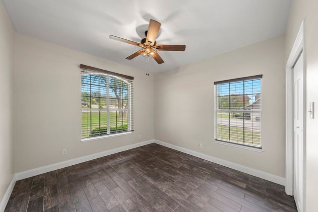 1701 Mountain Laurel, Kerrville, TX 78028