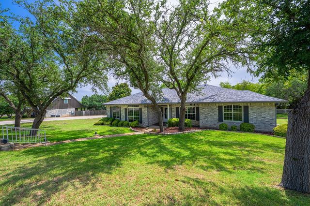1701 Mountain Laurel, Kerrville, TX 78028