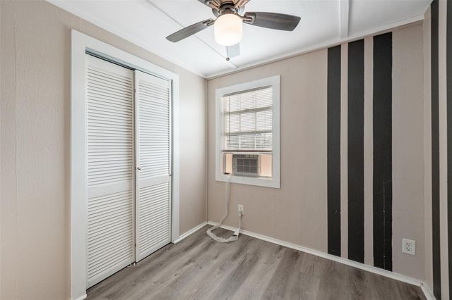 514 Texas Street, Surfside Beach, TX 77541