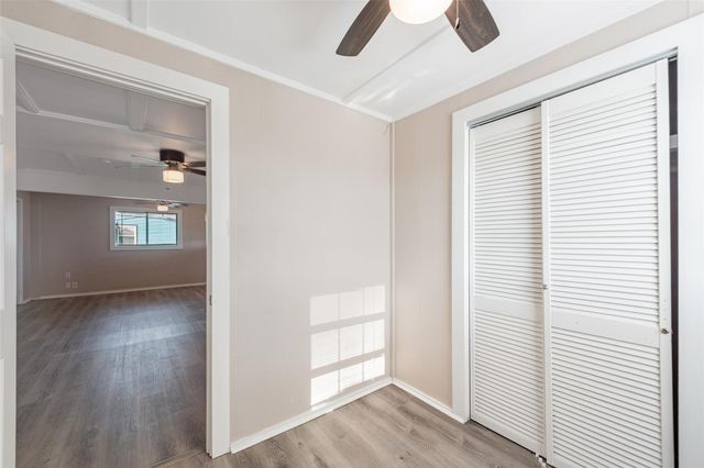 514 Texas Street, Surfside Beach, TX 77541