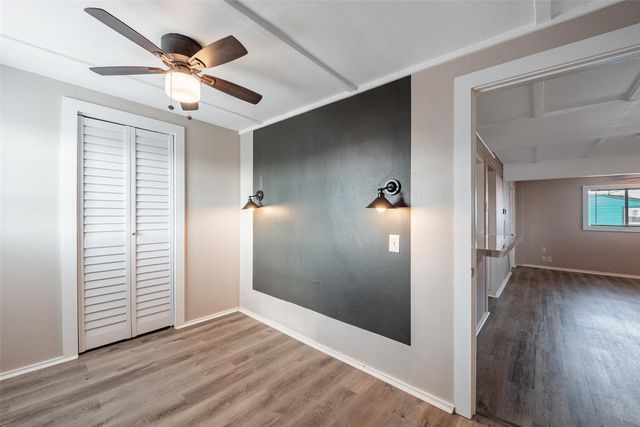 514 Texas Street, Surfside Beach, TX 77541