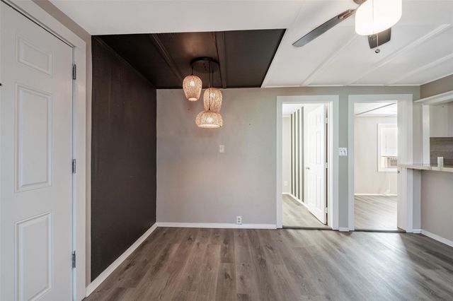 514 Texas Street, Surfside Beach, TX 77541