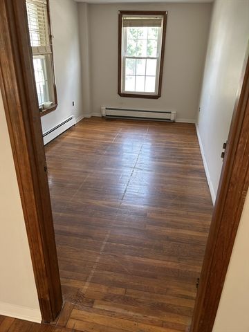 226 High St 1, Whitman, MA 02382