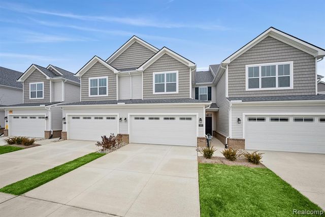 1905 Salt Springs Drive, Saline, MI 48176