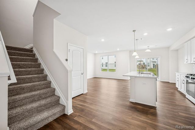 1905 Salt Springs Drive, Saline, MI 48176