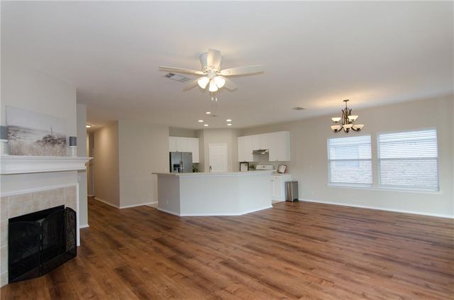 8017 Brienne DR, Round Rock, TX 78681