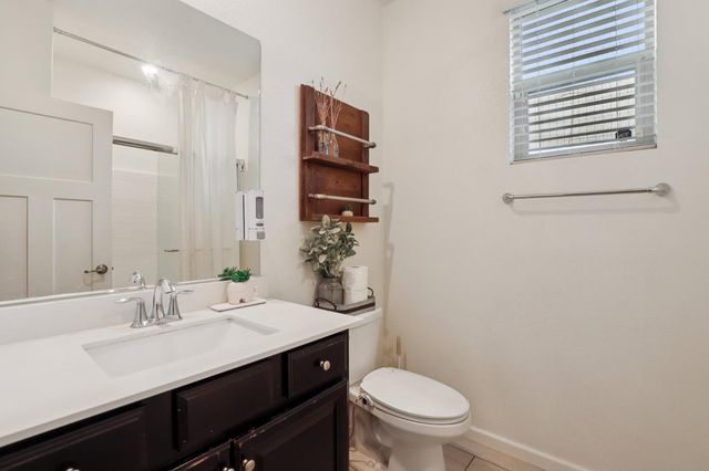 9419 Varietal Ct, Sacramento, CA 95829