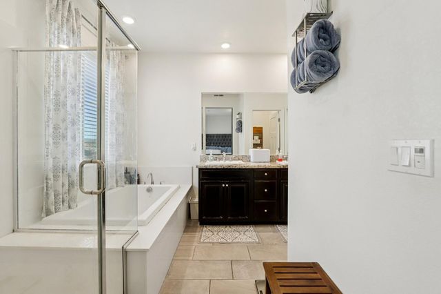 9419 Varietal Ct, Sacramento, CA 95829